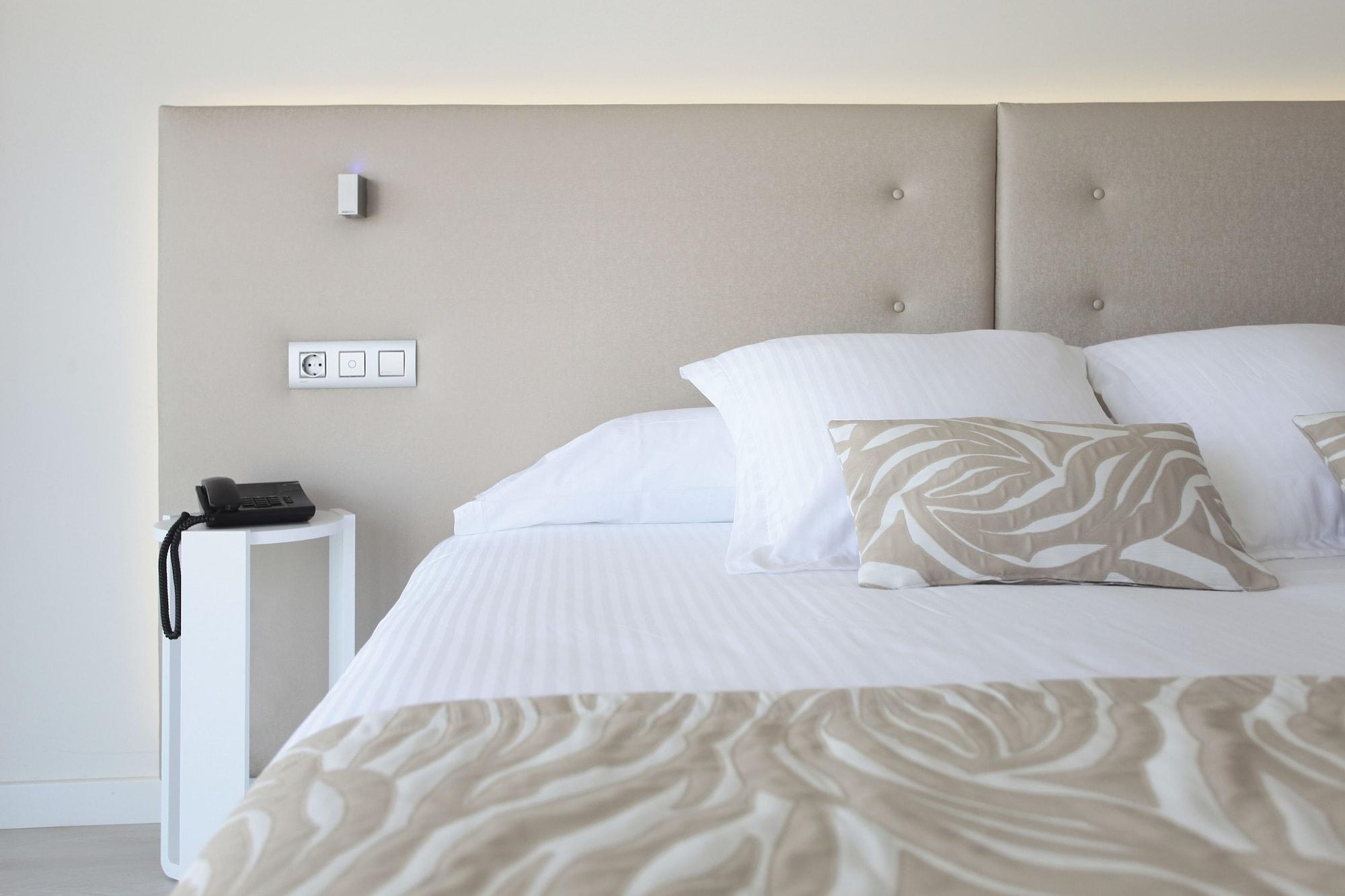 Hotel Iberostar Waves - Adults Only 4*