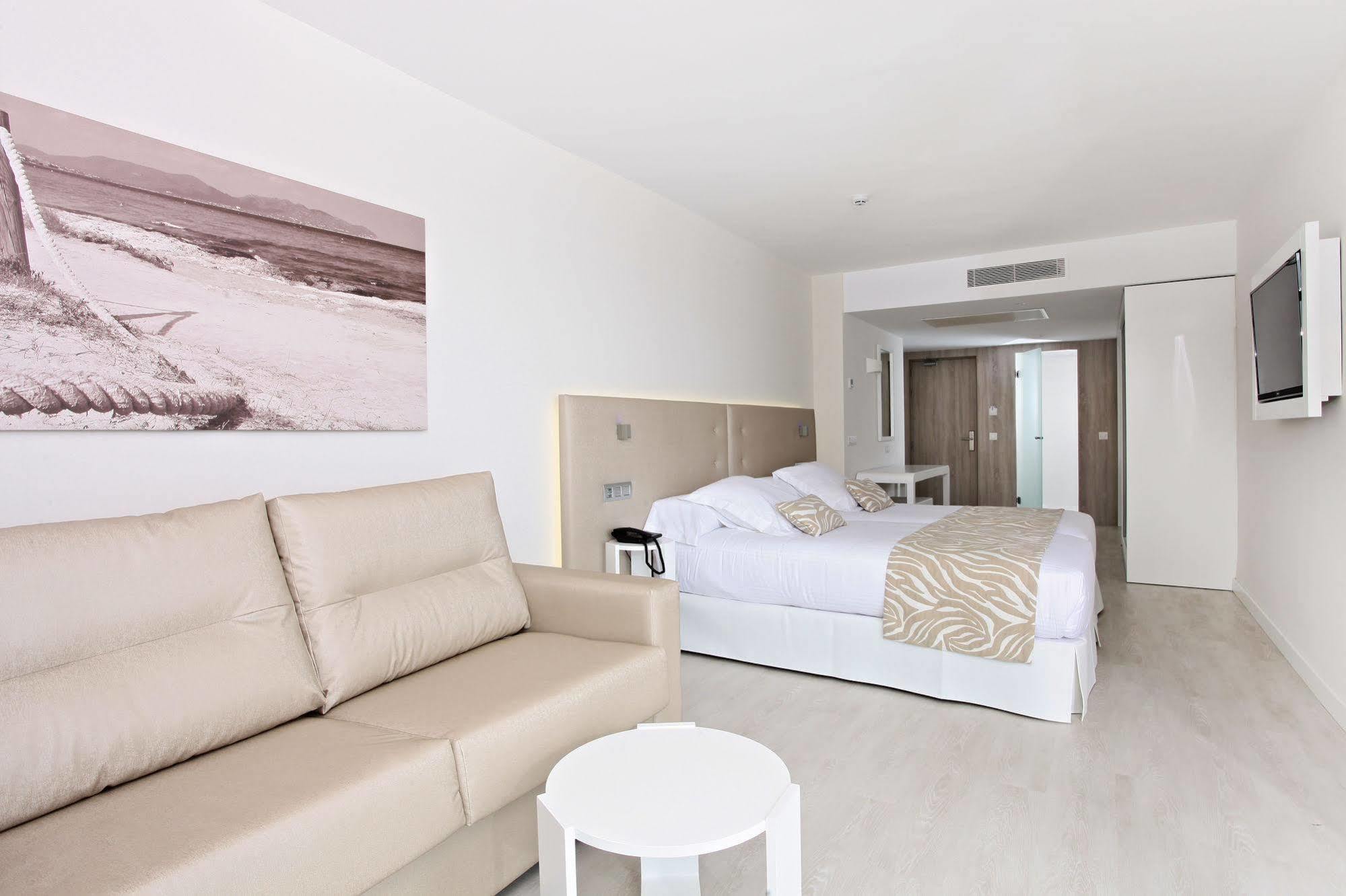 Iberostar Waves - Adults Only Hotel Cala Millor (Mallorca)