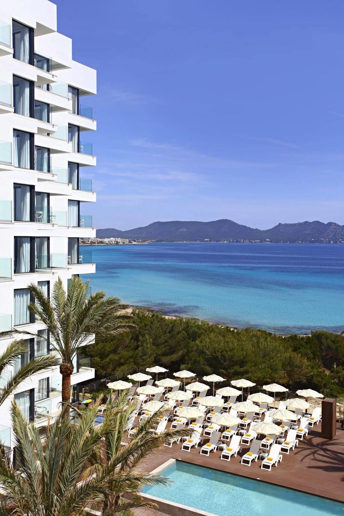 Hotel Iberostar Waves - Adults Only