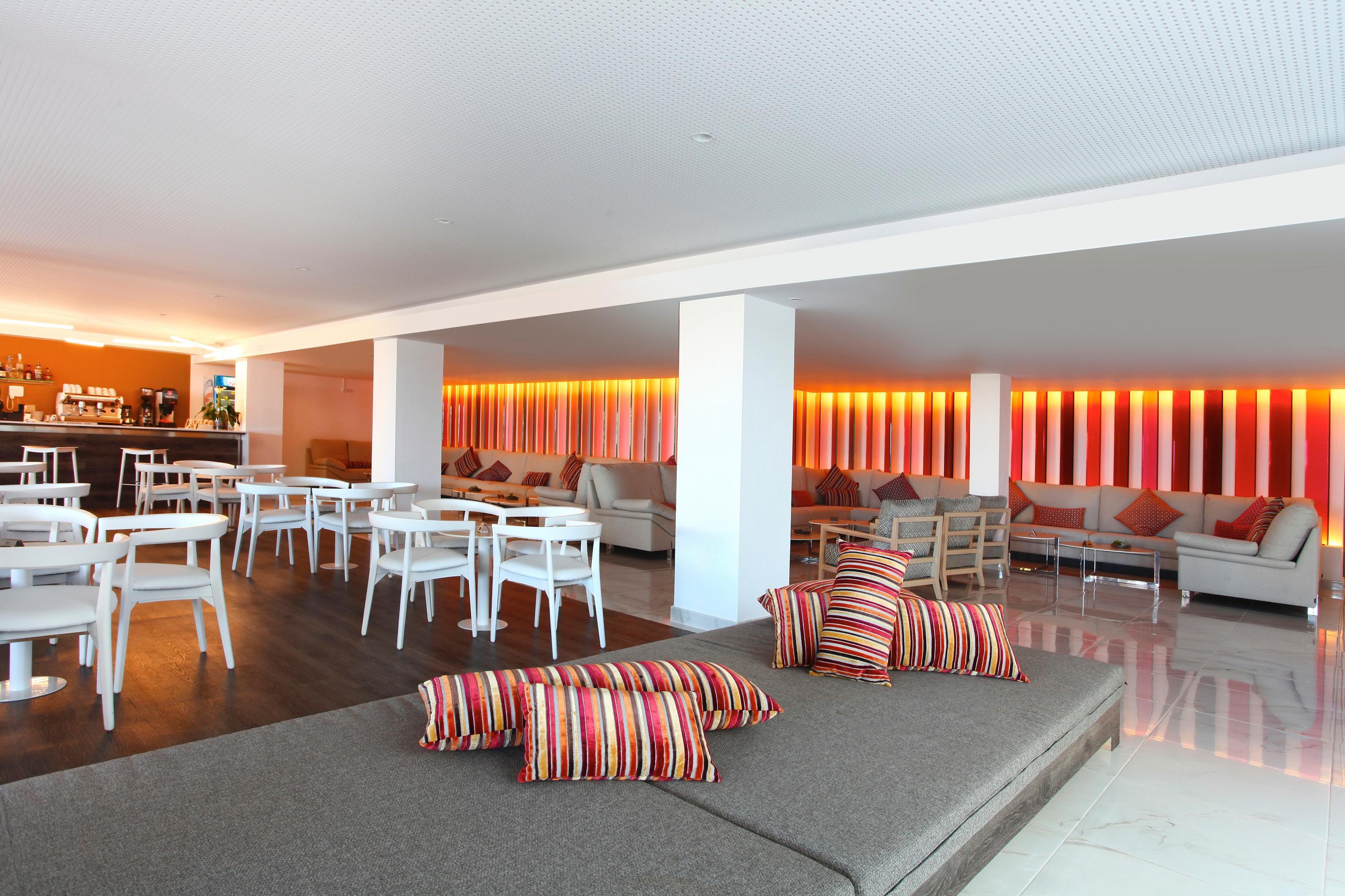 Hotel Iberostar Waves - Adults Only